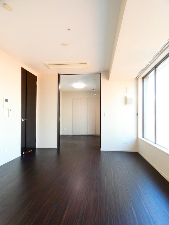 居室・リビング　内観1※別部屋参考写真