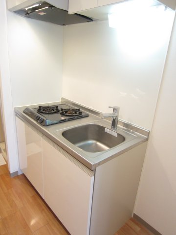 キッチン　※参考写真　605の間取りとは異なります