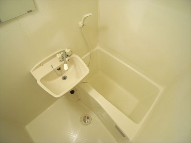 バス・シャワールーム　バスルーム