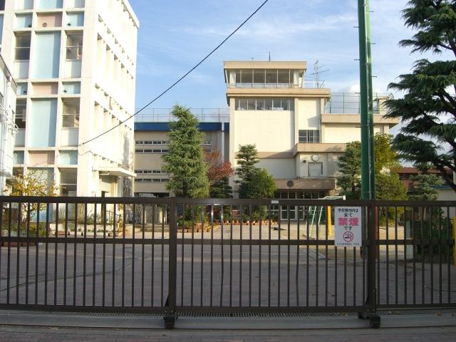 小学校　市川市立 八幡小学校（小学校）まで541m