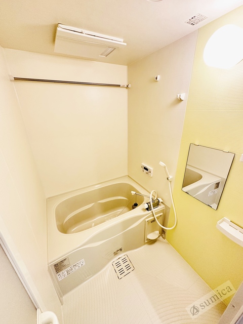 バス・シャワールーム　あったかお風呂、ひんやりお風呂、洗濯物も乾かせる浴室暖房乾燥