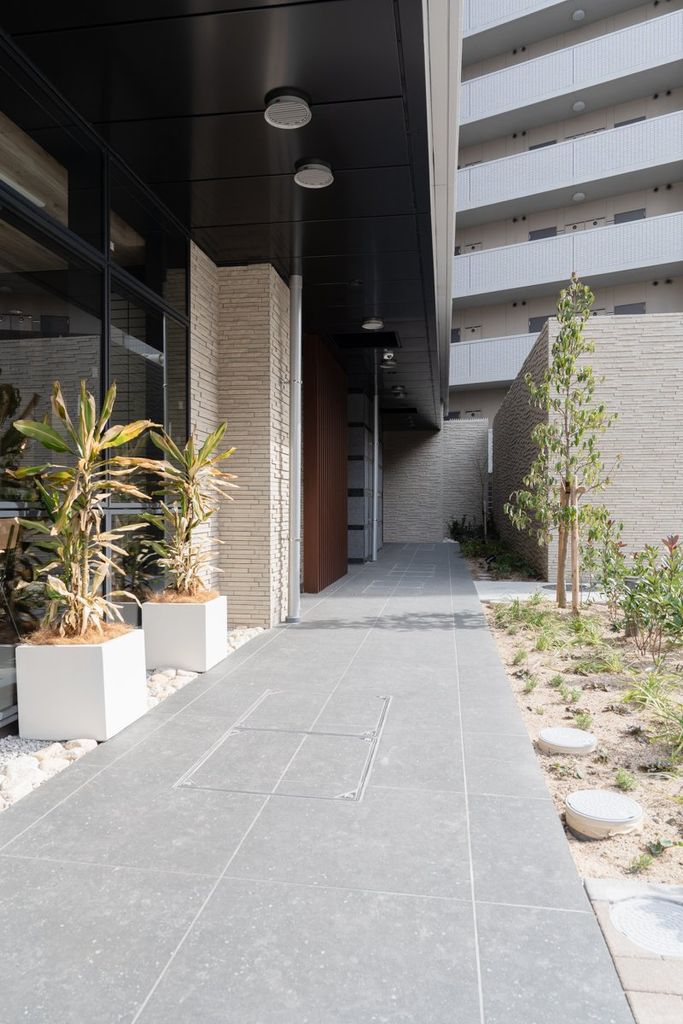 エントランス　エントランス