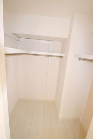 収納　ウォークインクローゼット完備！