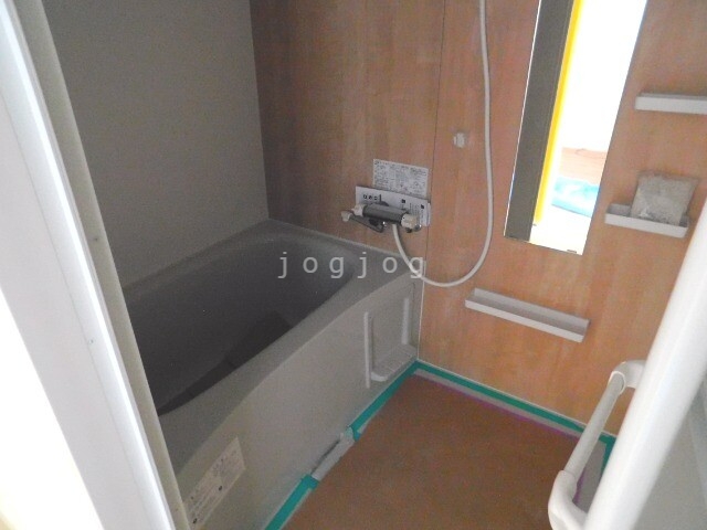 バス・シャワールーム　シャンプーが置ける棚付き☆