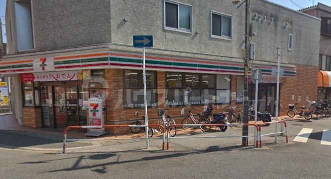 コンビニ　セブンイレブン松戸上本郷駅前店（コンビニ）まで270m