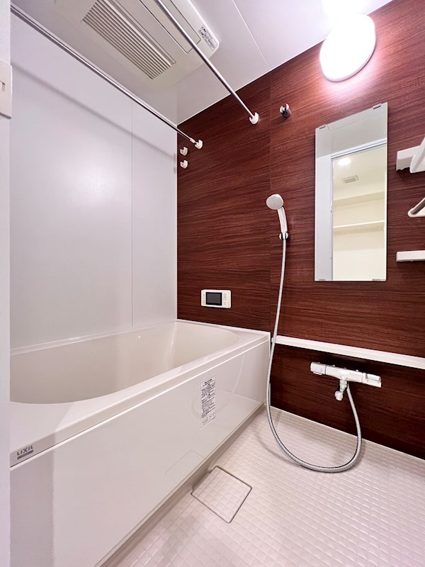 バス・シャワールーム