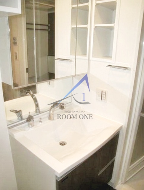 洗面設備　洗面台です。