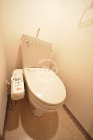 トイレ　エステムコート大阪・中之島南　温水暖房便座