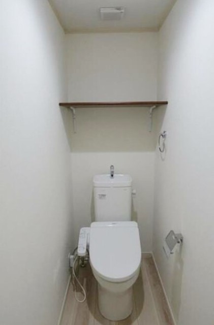 トイレ　（参考写真）