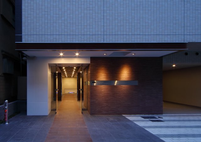 エントランス　ゆとりのあるエントランスです