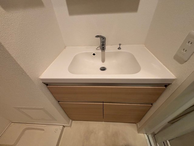 その他共有部分　※同タイプ参考写真です（カラータイプが異なる場合がございます