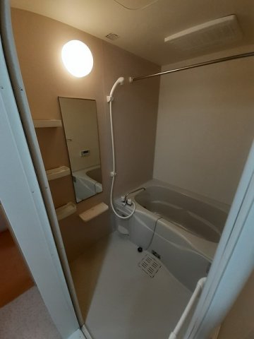 バス・シャワールーム　日々の暮らしに欠かせないお風呂です