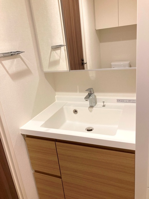 洗面設備　※写真は同タイプ住戸です。