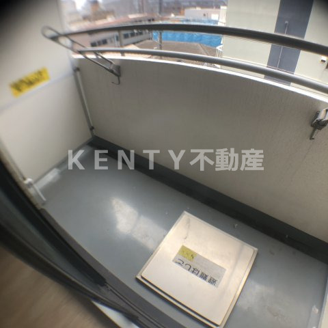 バルコニー　バルコニーがあります
