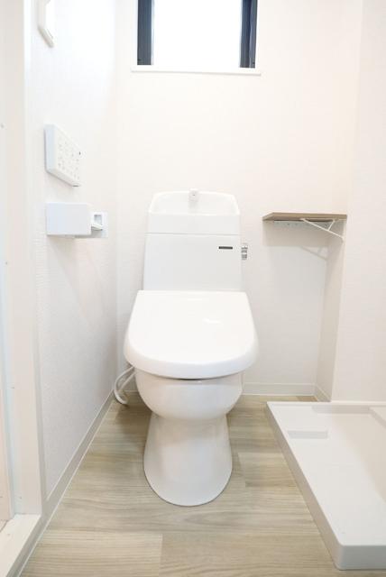 トイレ　トイレ