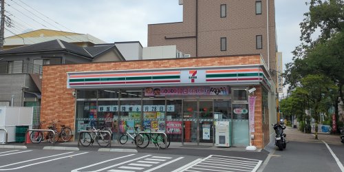 コンビニ　セブン-イレブン葛飾亀有４丁目店（コンビニ）まで81m