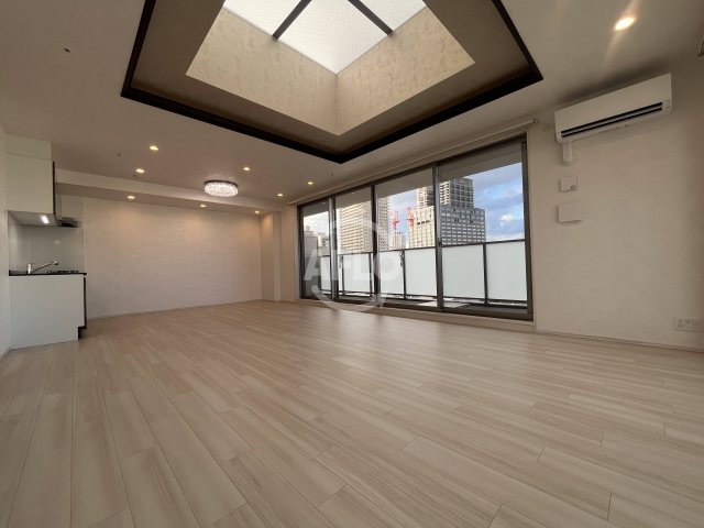 居室・リビング　プレジオ難波　リビング