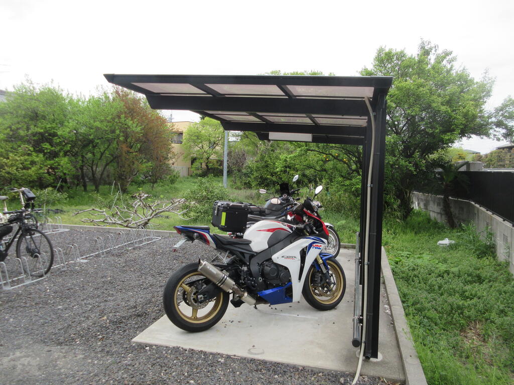 その他共有部分　オートバイ駐輪場