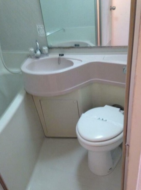 バス・シャワールーム