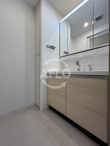 洗面設備　THE　MUTUAL　江坂　洗面台