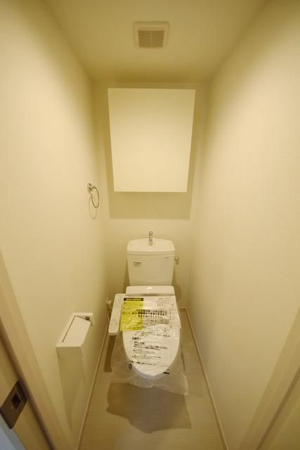 トイレ　ウォシュレット付です♪