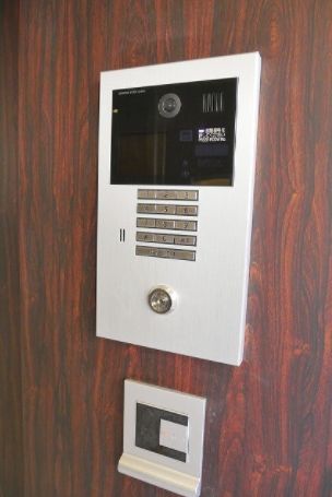 セキュリティ　プレミアムキューブ中野