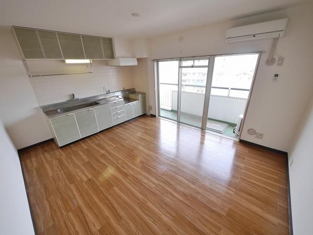 居室・リビング　★お部屋探しは、タウンハウジング多摩センター店へ★