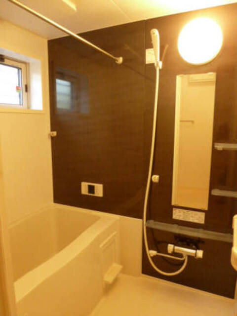 バス・シャワールーム　１Ｆ　浴室