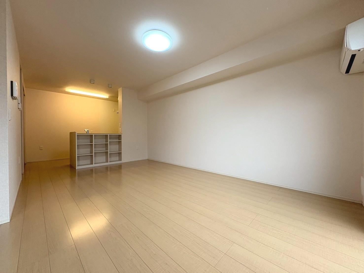 居室・リビング　同シリーズ別棟の参考写真となります