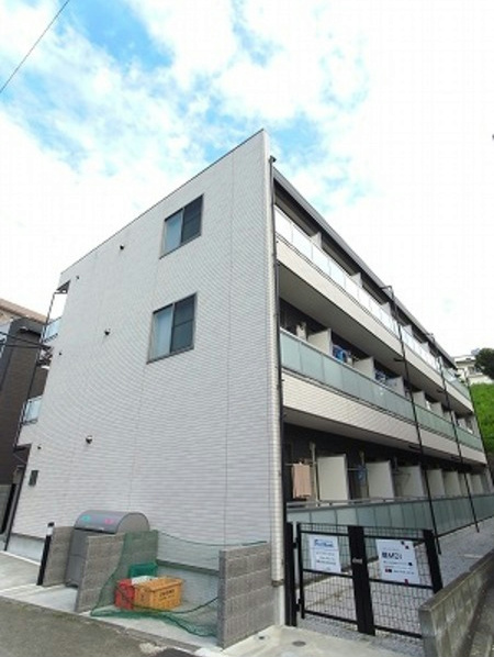 建物外観　京王堀之内・南大沢駅徒歩利用可