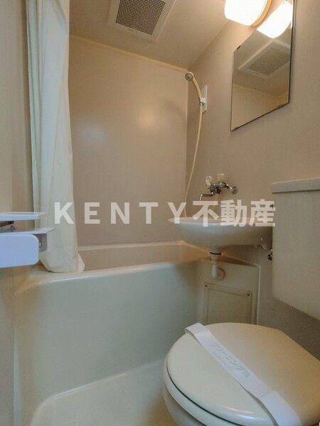 バス・シャワールーム　落ち着いた空間のお風呂です