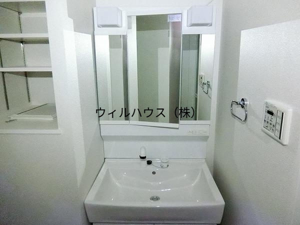 洗面設備　独立洗面台！