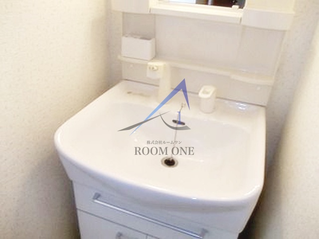 洗面設備　独立洗面台です。