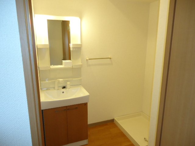 洗面設備　洗髪洗面化粧台