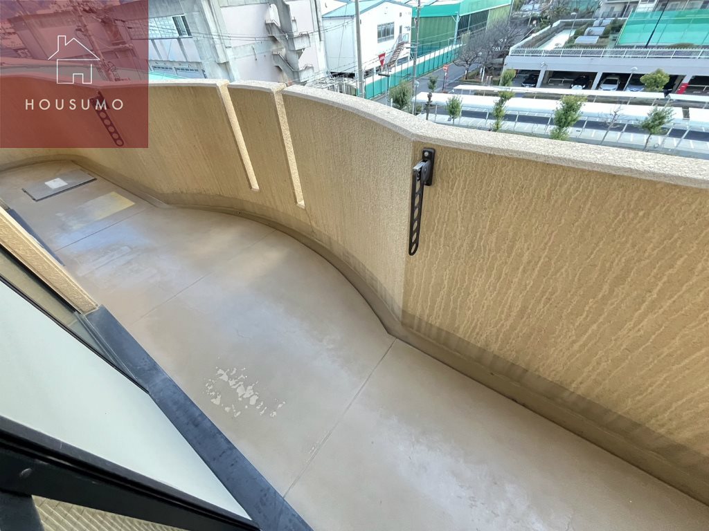 バルコニー　同施工会社・同型モデルの室内です。（参考写真・イメージ写真）