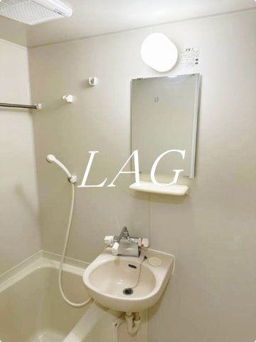 バス・シャワールーム　お風呂です。