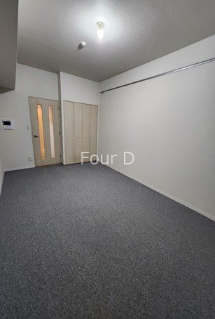 居室・リビング　内見予約受付中、お気軽にお問い合わせください。