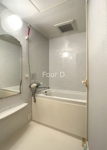 バス・シャワールーム　内見予約受付中、お気軽にお問い合わせください。