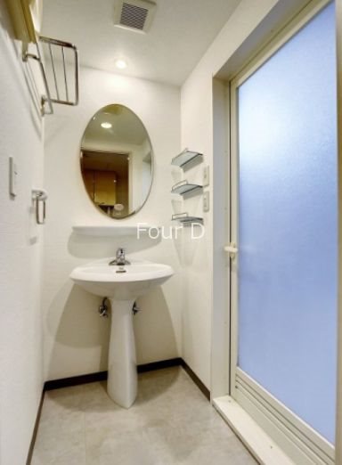 洗面設備　内見予約受付中、お気軽にお問い合わせください。