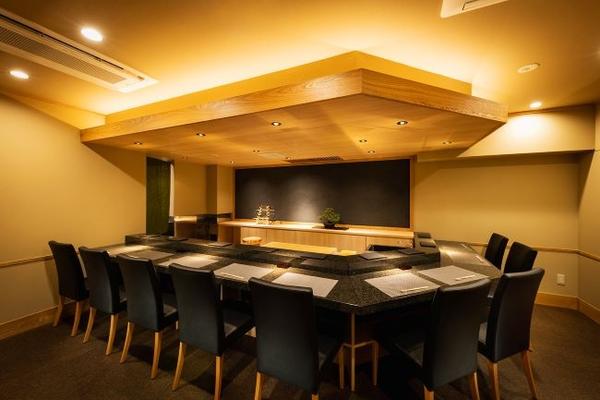 飲食店　鮨うめざわ（飲食店）まで679m