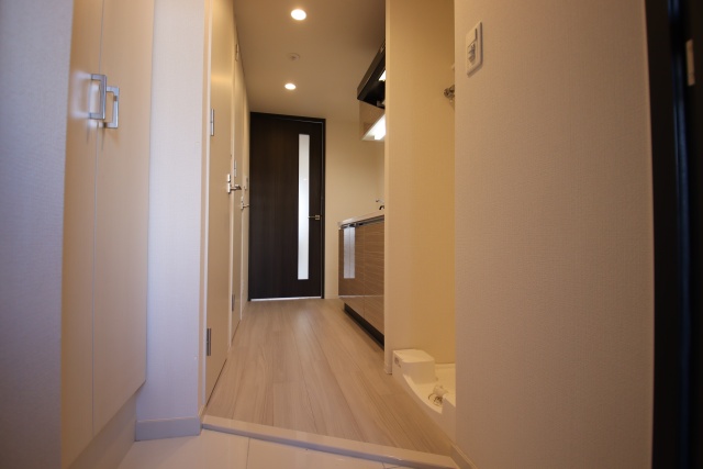 玄関　※別室の参考写真の為、現況優先です。