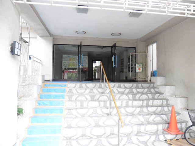 エントランス　エントランス