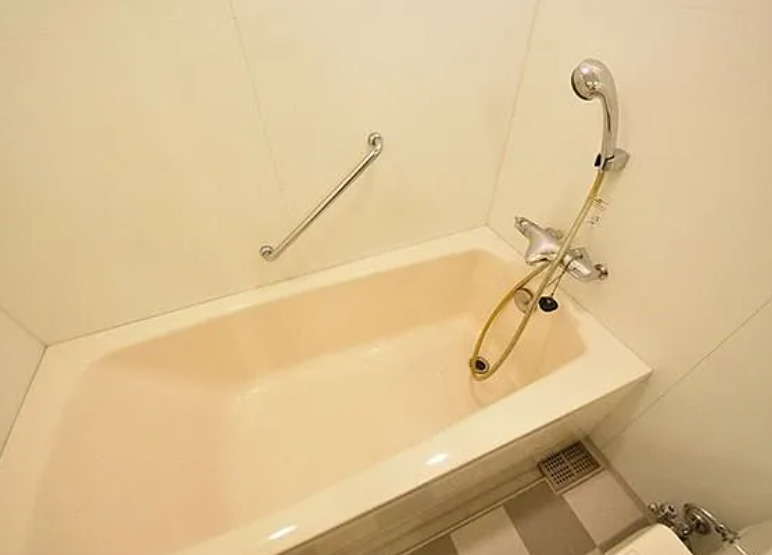 バス・シャワールーム　※別部屋の参考写真です。