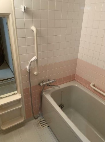 バス・シャワールーム　同タイプのお写真です