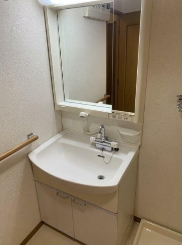 洗面設備　同タイプのお写真です