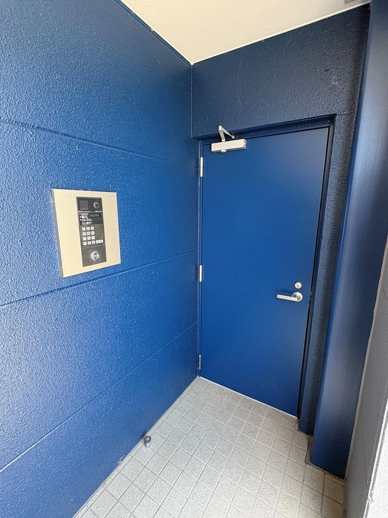 エントランス　建物入り口部分です