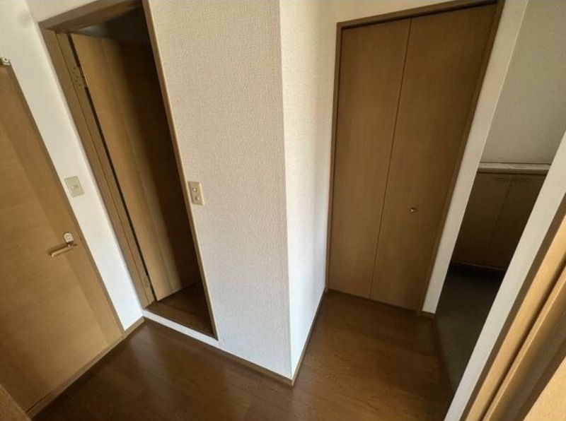 玄関　図面と現状に相違がある場合には現状を優先