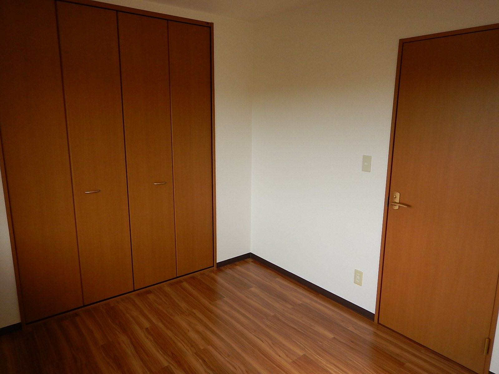 その他　写真は内装済み別号室