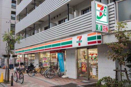 コンビニ　セブンイレブン江東区役所前店（コンビニ）まで417m