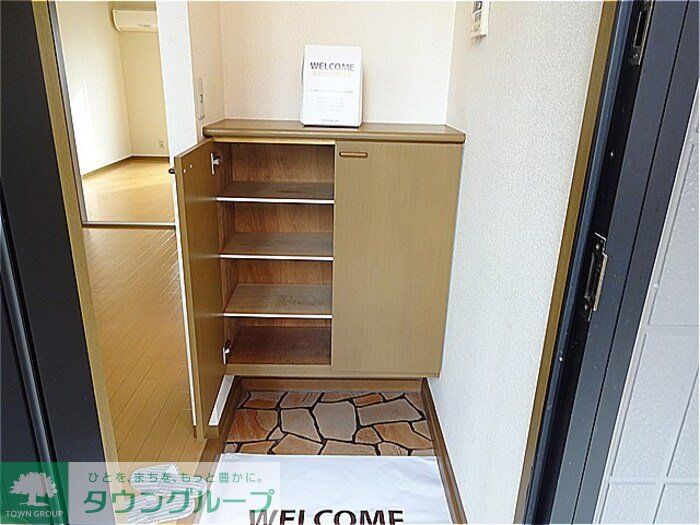 玄関　お問合せはタウンハウジングまで！※現地待合わせ相談可能
